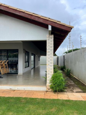 Casa de temporada White - 1,5 km da Praça